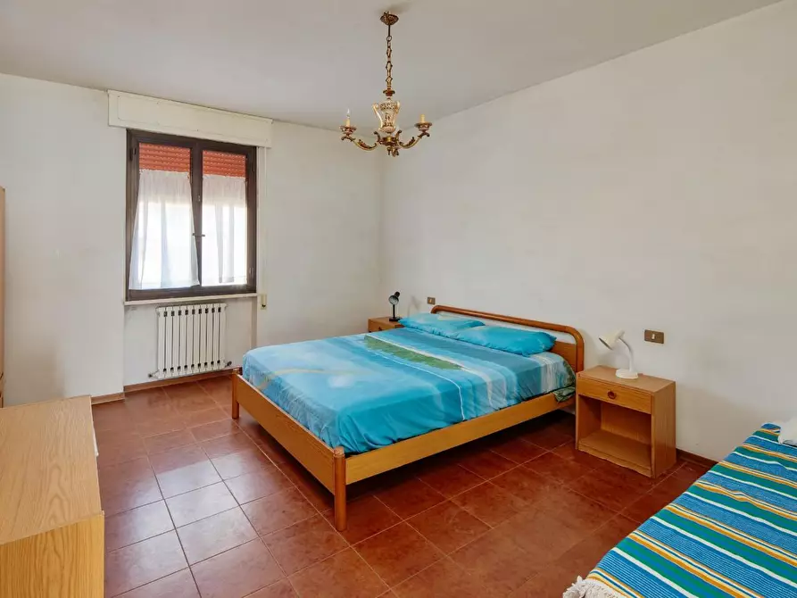 Immagine 11 di Appartamento in vendita  a Pisa