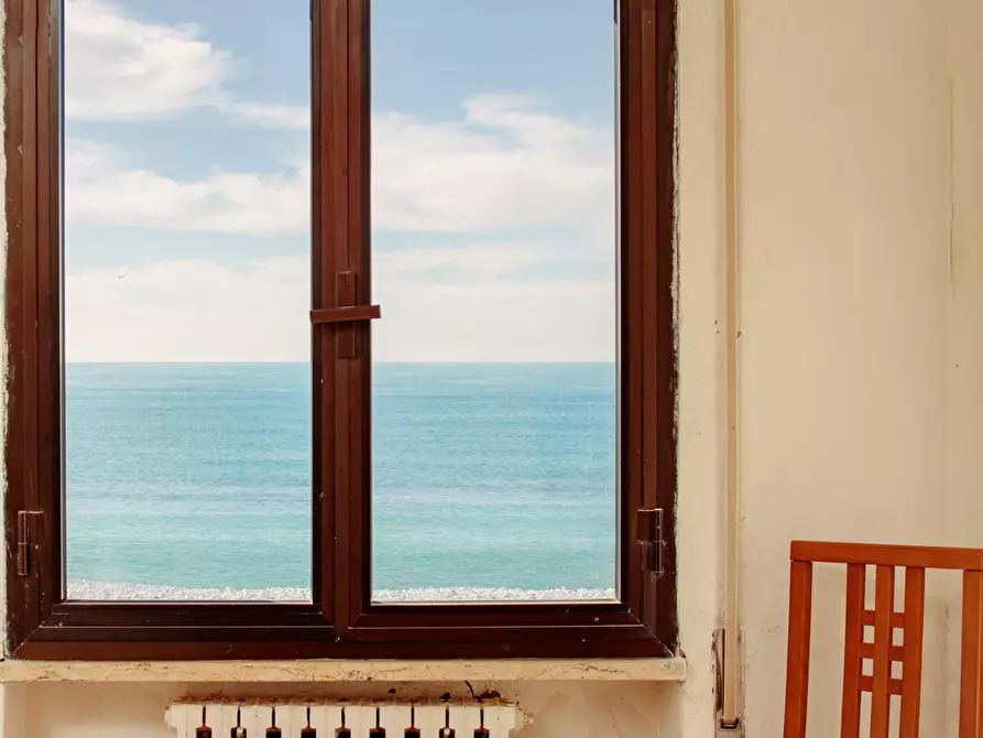 Immagine 15 di Appartamento in vendita  a Pisa