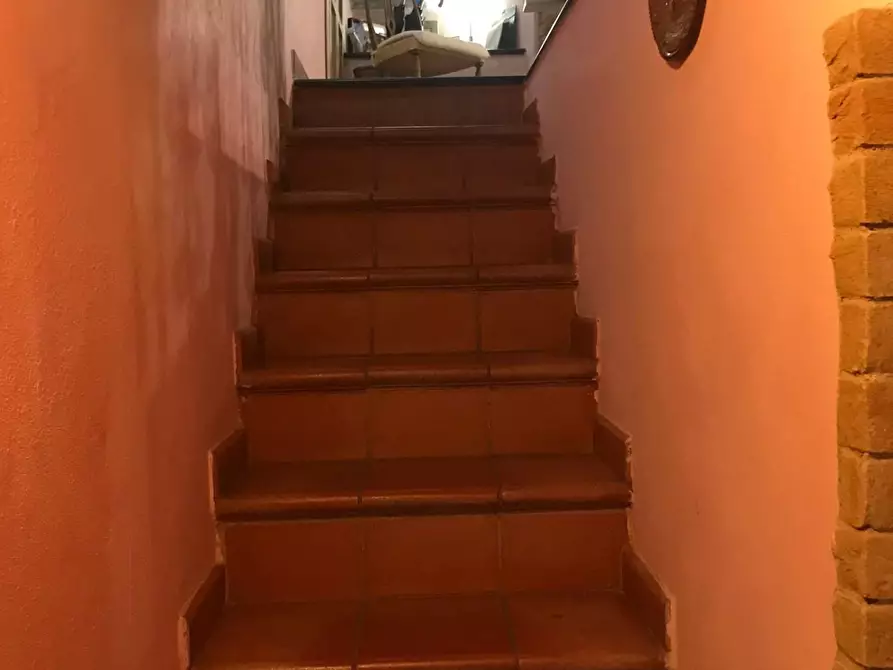 Immagine 2 di Appartamento in vendita  a Peccioli