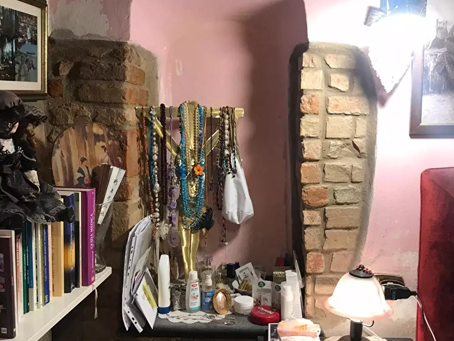 Immagine 18 di Appartamento in vendita  a Peccioli