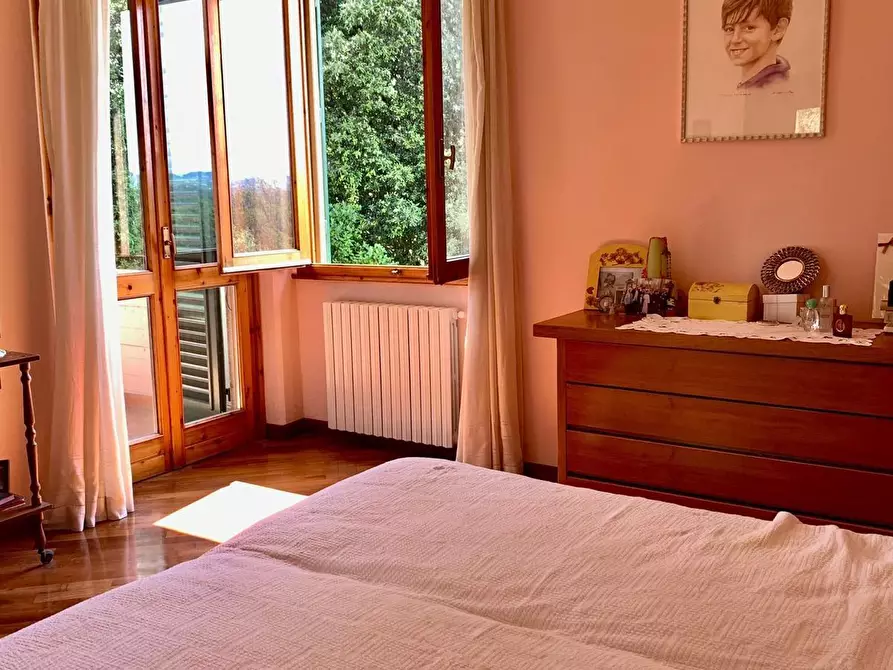 Immagine 24 di Villetta a schiera in vendita  a Lastra A Signa