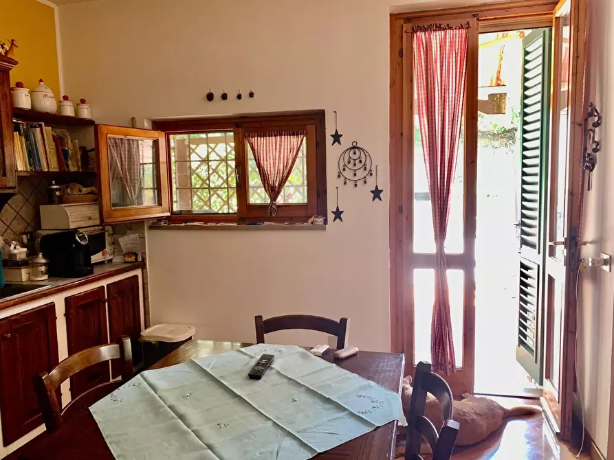 Immagine 8 di Villetta a schiera in vendita  a Lastra A Signa