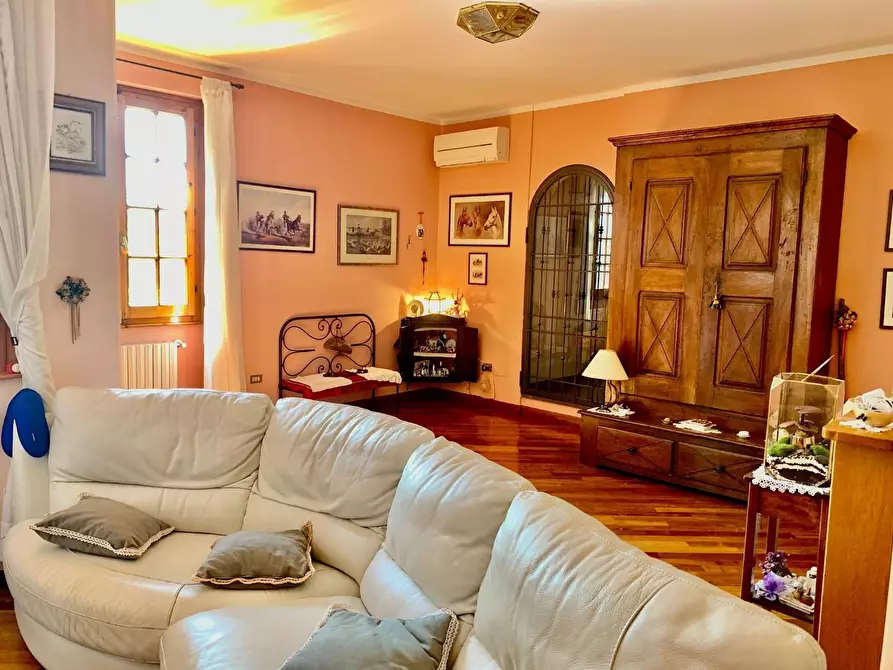 Immagine 10 di Villetta a schiera in vendita  a Lastra A Signa