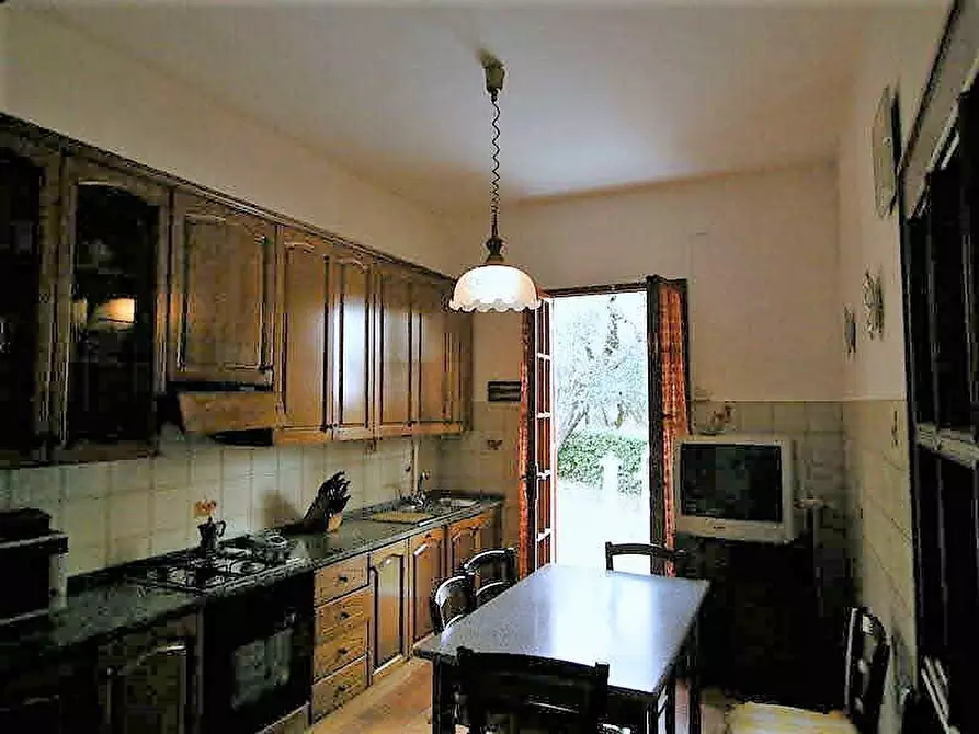 Immagine 20 di Villa in vendita  a Montopoli In Val D'arno