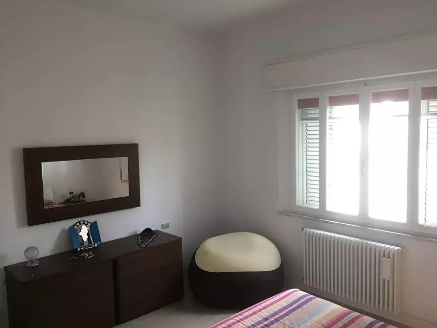 Immagine 7 di Villa in vendita  a Cascina