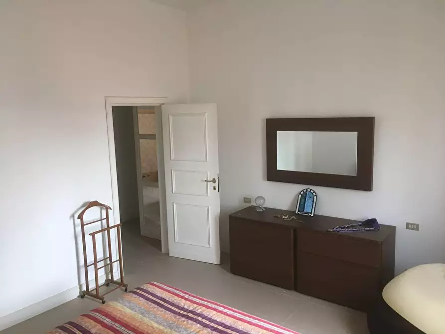 Immagine 6 di Villa in vendita  a Cascina