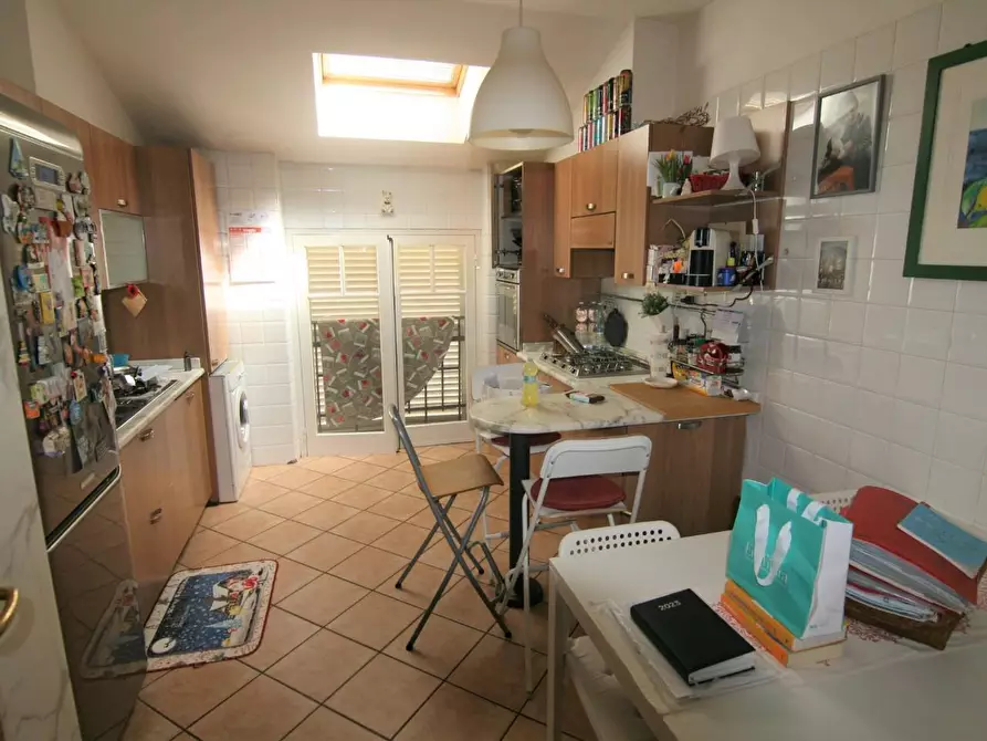 Immagine 7 di Appartamento in vendita  a Carrara