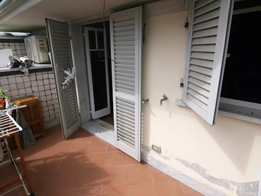 Immagine 15 di Appartamento in vendita  a Carrara