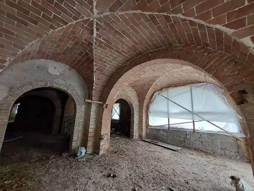 Immagine 46 di Rustico / casale in vendita  a Pontedera