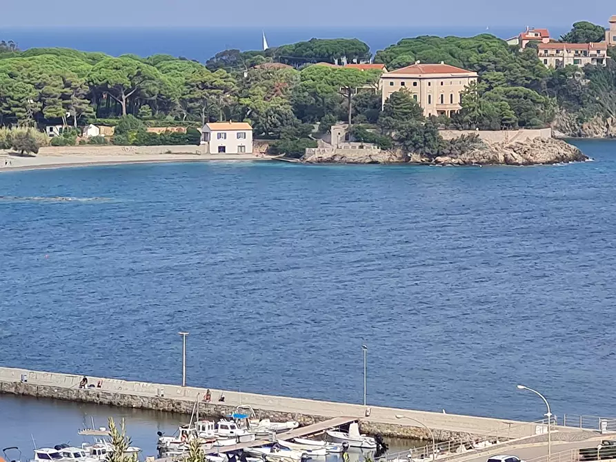 Immagine 14 di Appartamento in vendita  a Rio Marina