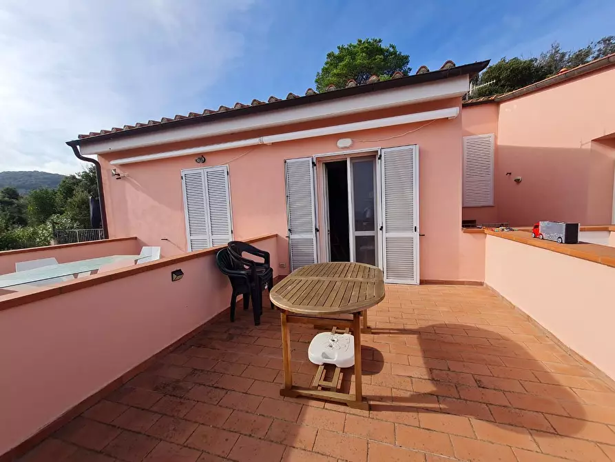 Immagine 19 di Appartamento in vendita  a Rio Marina