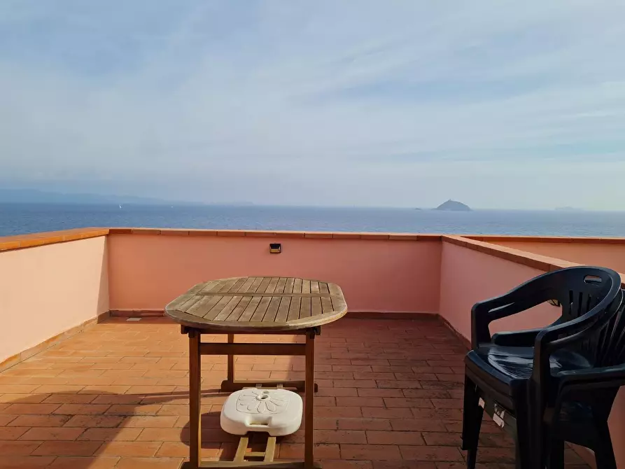 Immagine 21 di Appartamento in vendita  a Rio Marina