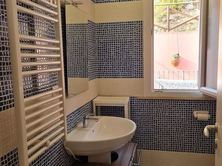 Immagine 28 di Appartamento in vendita  a Rio Marina