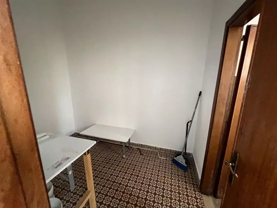 Immagine 7 di Locale commerciale in affitto  a Montelupo Fiorentino