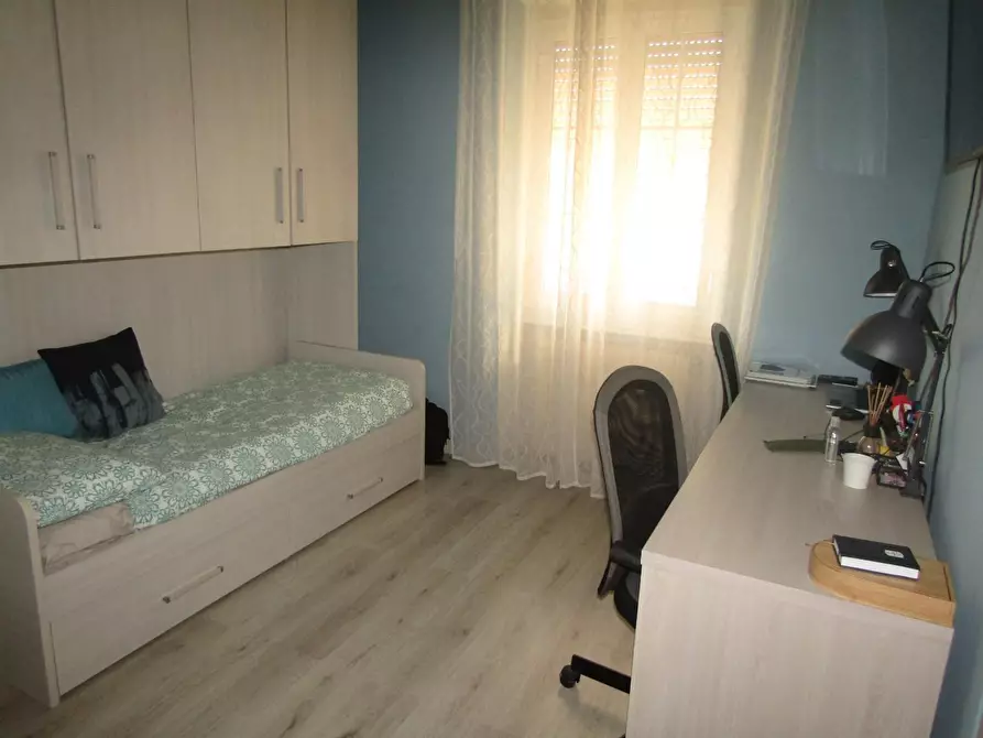 Immagine 19 di Appartamento in vendita  a Carrara