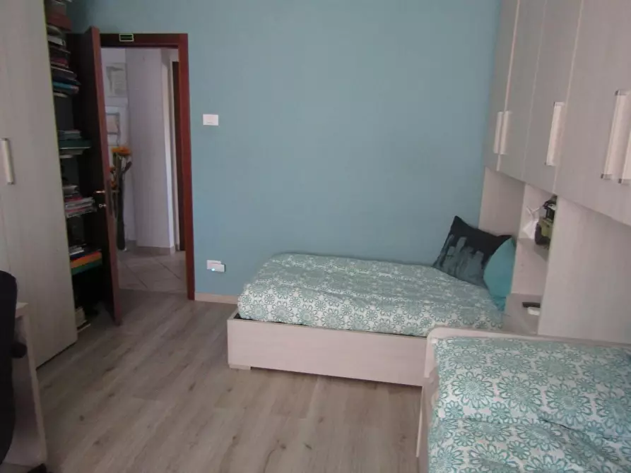 Immagine 17 di Appartamento in vendita  a Carrara