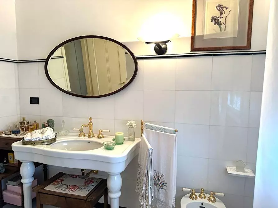 Immagine 28 di Mansarda in vendita  a Empoli