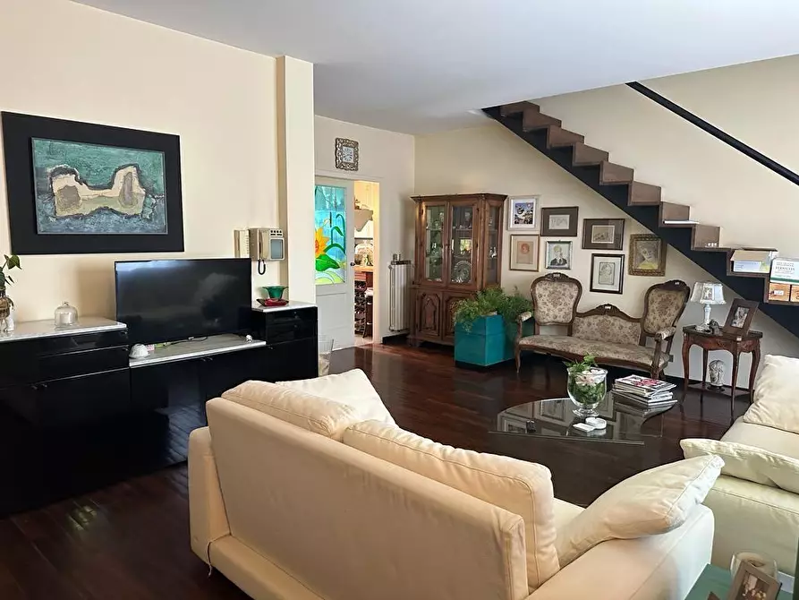 Immagine 4 di Mansarda in vendita  a Empoli