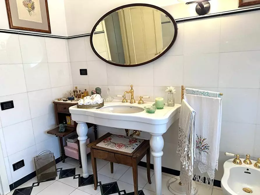 Immagine 29 di Mansarda in vendita  a Empoli