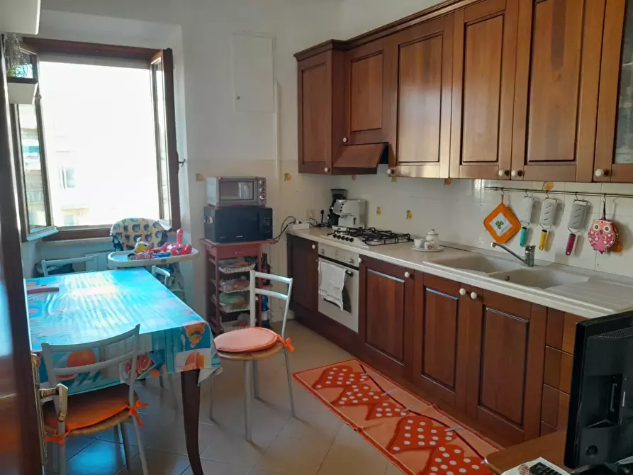 Immagine 8 di Appartamento in vendita  a Livorno