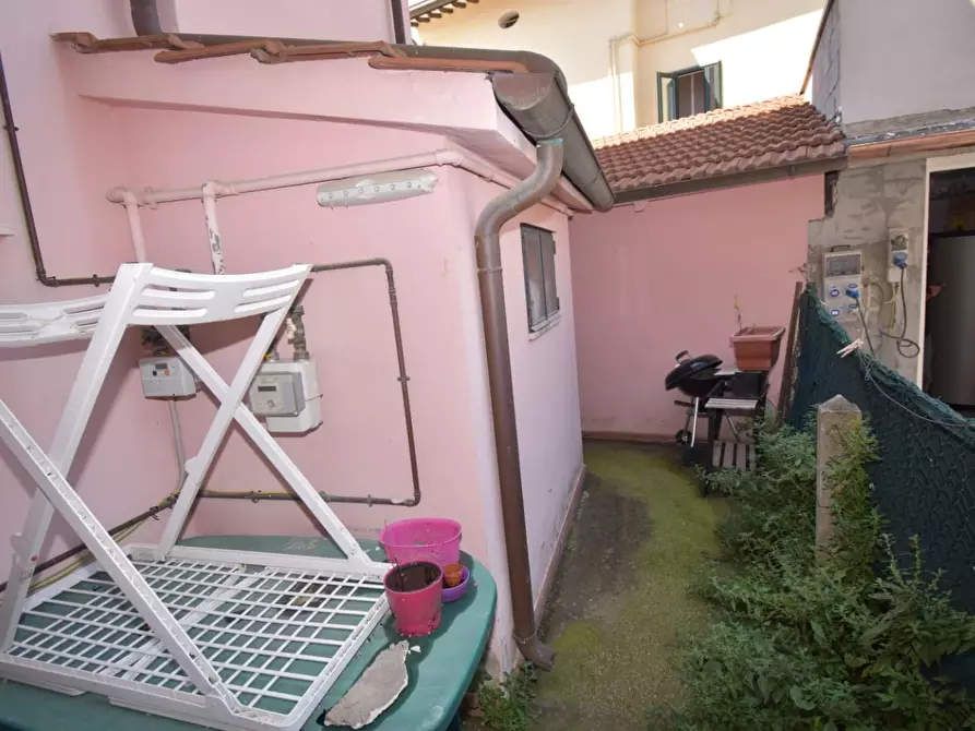 Immagine 28 di Appartamento in vendita  a Pisa