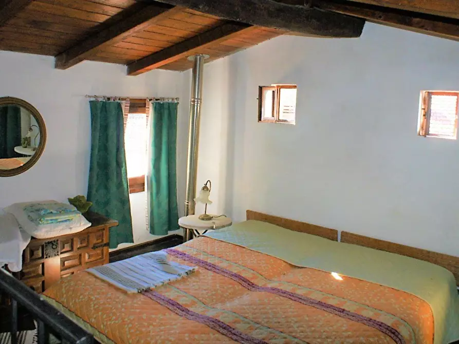 Immagine 15 di Villa in vendita  a Ortonovo