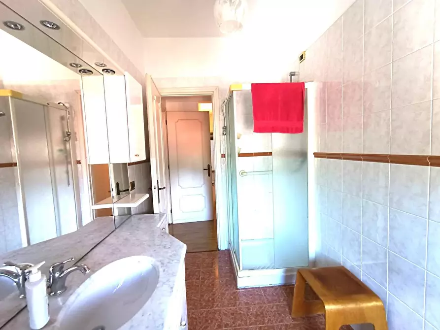 Immagine 14 di Appartamento in vendita  a Castelnuovo Di Garfagnana