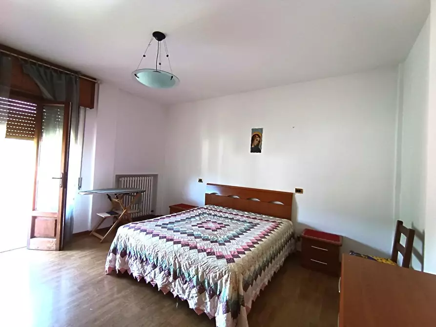 Immagine 18 di Appartamento in vendita  a Castelnuovo Di Garfagnana