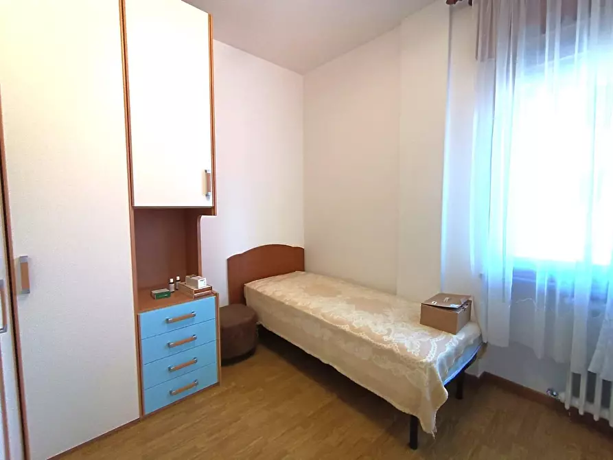 Immagine 13 di Appartamento in vendita  a Castelnuovo Di Garfagnana