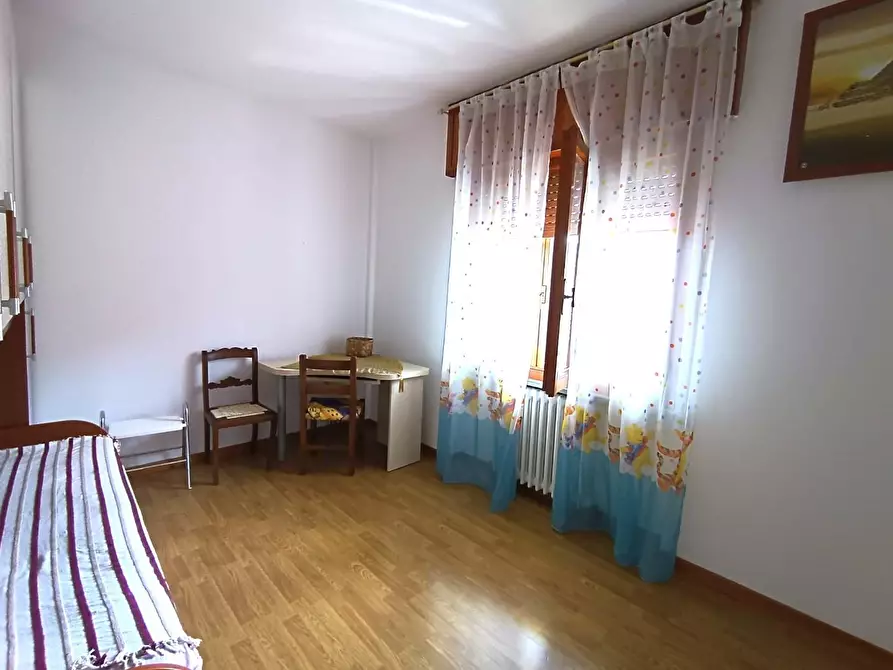 Immagine 19 di Appartamento in vendita  a Castelnuovo Di Garfagnana