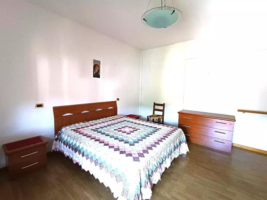 Immagine 15 di Appartamento in vendita  a Castelnuovo Di Garfagnana