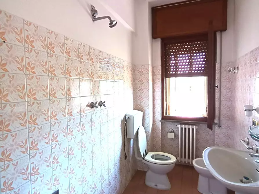 Immagine 16 di Appartamento in vendita  a Castelnuovo Di Garfagnana