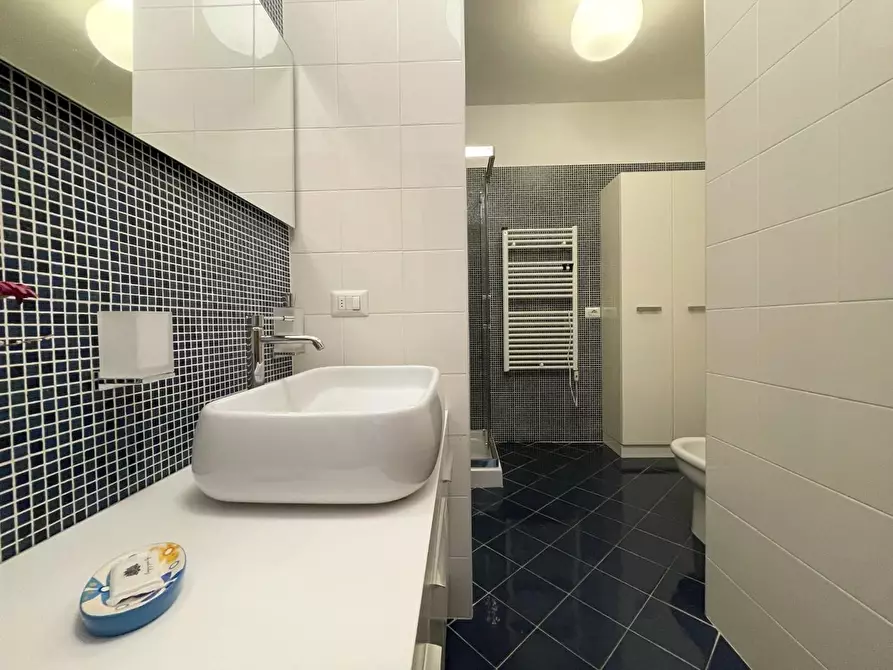 Immagine 17 di Appartamento in affitto  a Siena