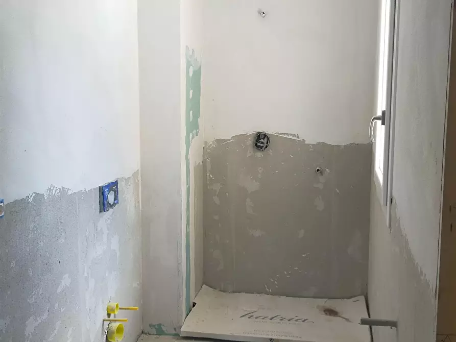 Immagine 9 di Casa bifamiliare in vendita  a Santa Maria A Monte