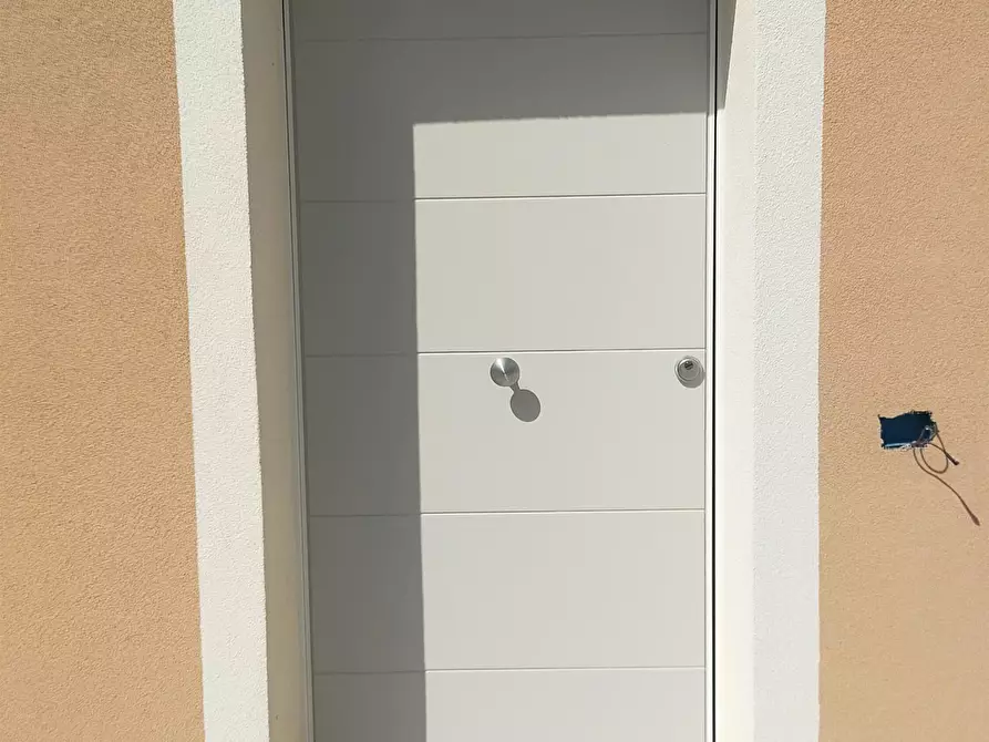 Immagine 4 di Casa bifamiliare in vendita  a Santa Maria A Monte