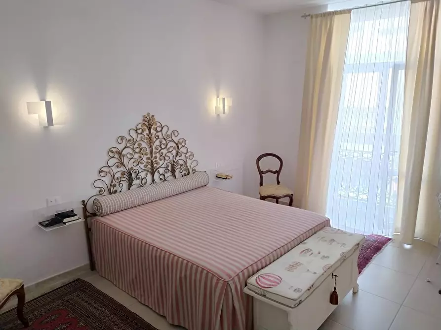 Immagine 15 di Appartamento in vendita  a Viareggio