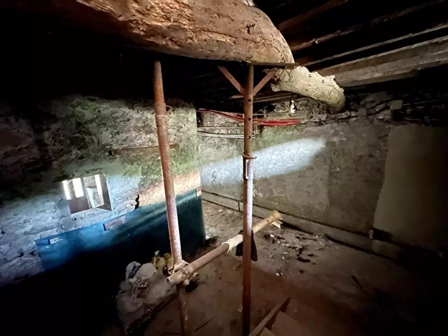 Immagine 21 di Terratetto in vendita  a Lucca