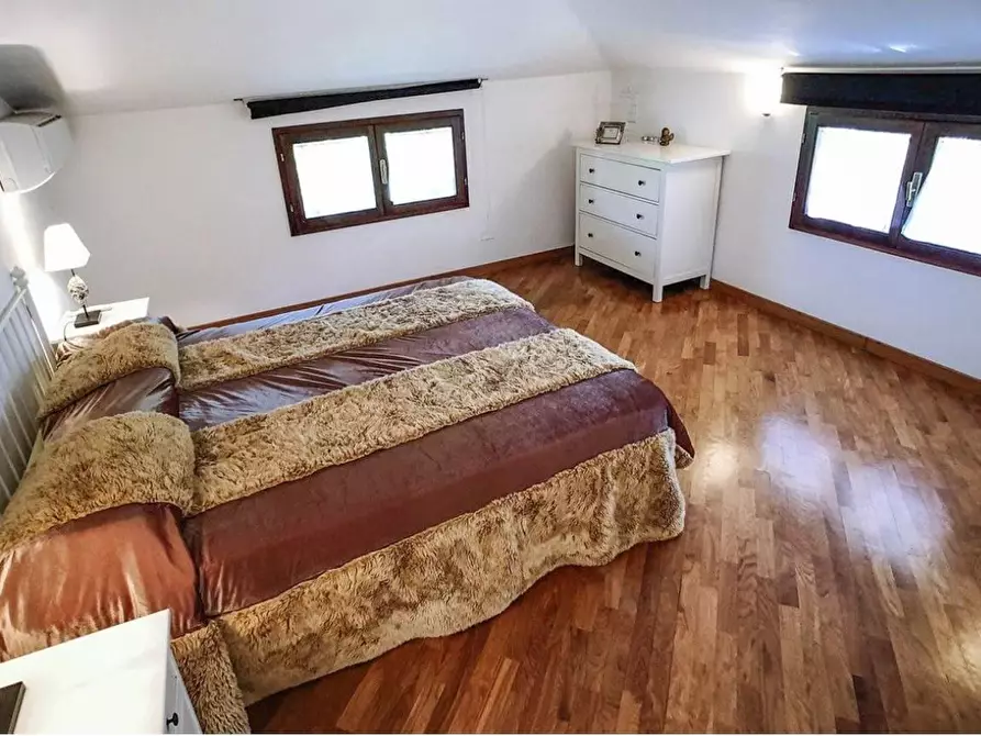 Immagine 18 di Villa in vendita  a Forte Dei Marmi