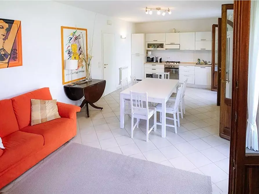 Immagine 9 di Villa in vendita  a Forte Dei Marmi