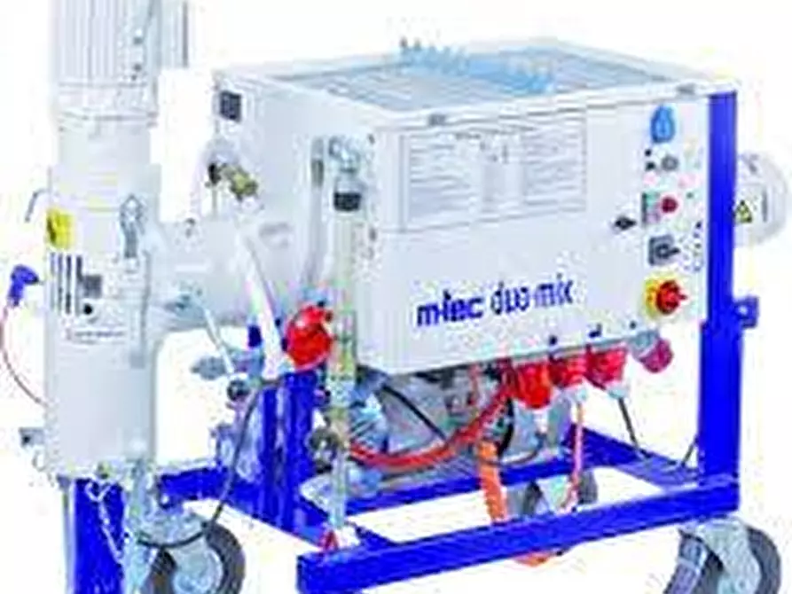 Immagine 8 di Attività commerciale in vendita  a Torino