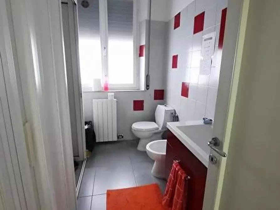 Immagine 2 di Ufficio in affitto  a Pisa