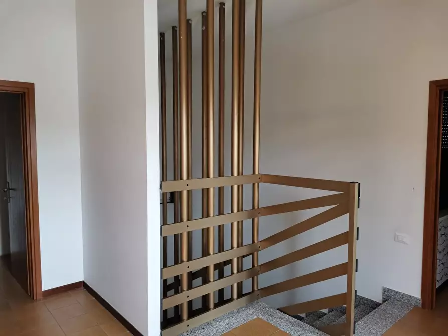 Immagine 10 di Ufficio in affitto  a Colle Di Val D'elsa