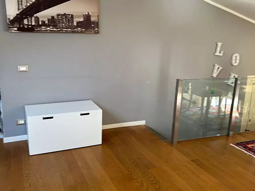 Immagine 21 di Appartamento in vendita  a Massa