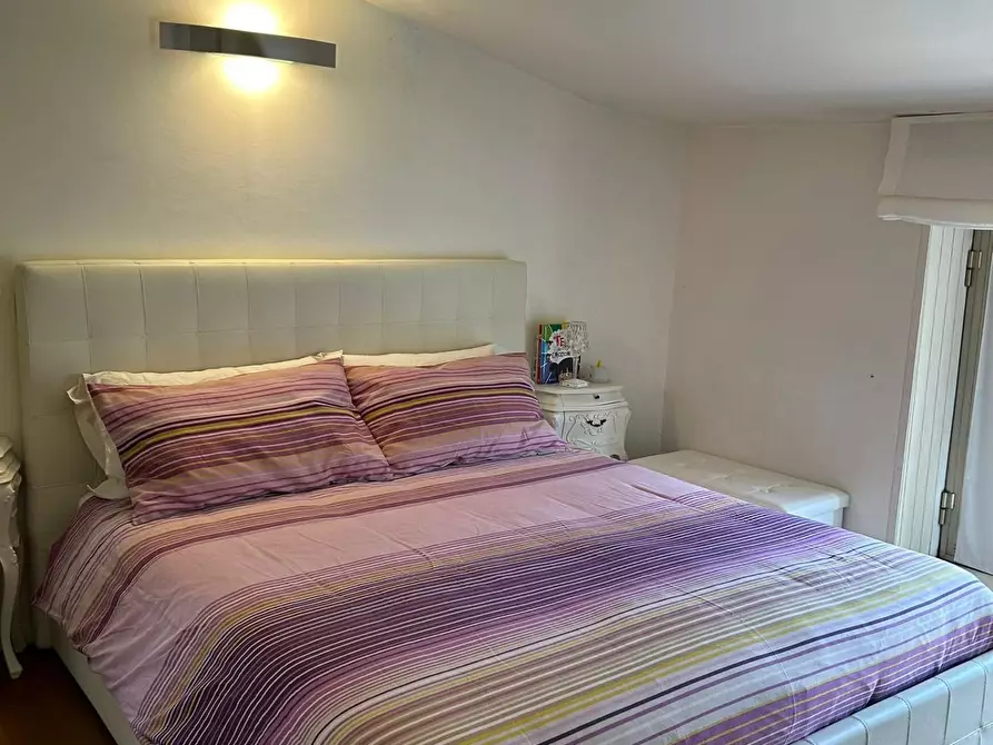 Immagine 17 di Appartamento in vendita  a Massa