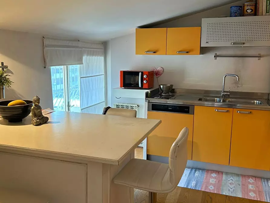 Immagine 16 di Appartamento in vendita  a Massa