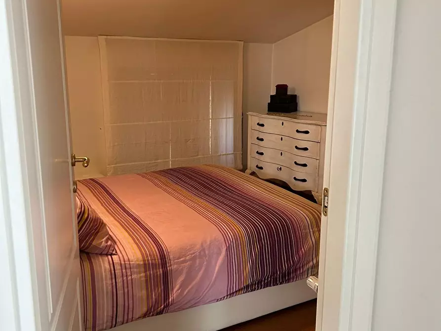 Immagine 15 di Appartamento in vendita  a Massa