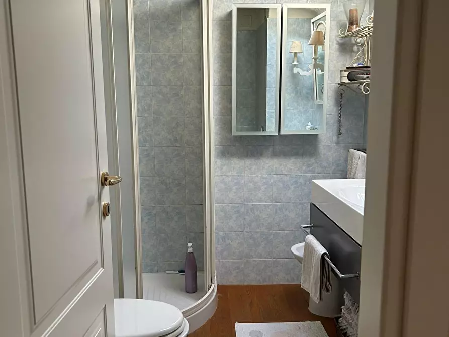 Immagine 12 di Appartamento in vendita  a Massa