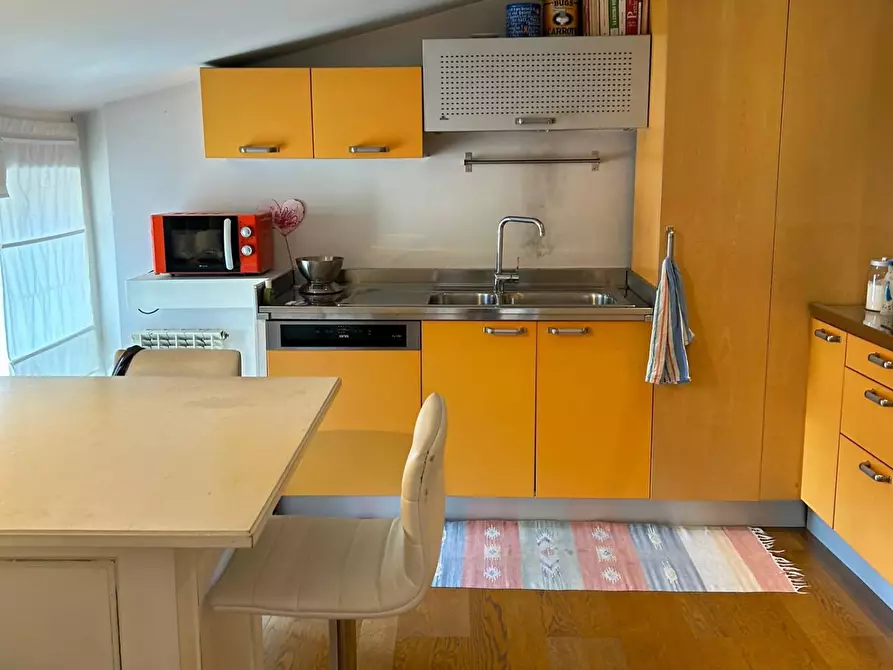 Immagine 14 di Appartamento in vendita  a Massa