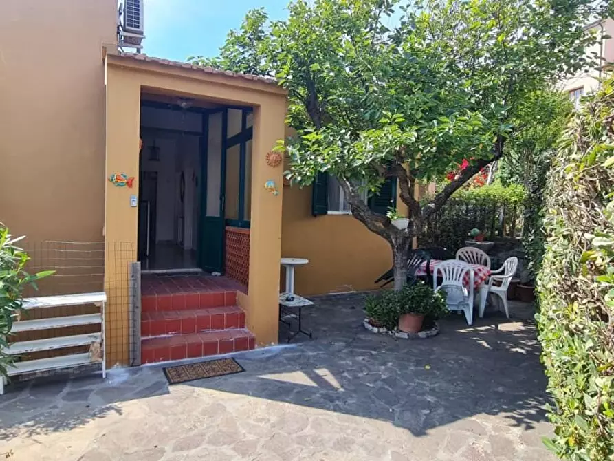 Immagine 1 di Casa indipendente in vendita  a Portoferraio