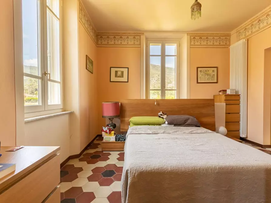 Immagine 33 di Villa in vendita  a Lucca